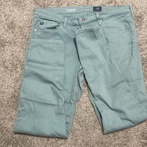 AG Jeans The Stevie Ankle Slim Straight Ankle in Size 31R